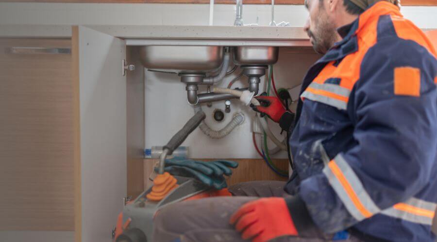 Professional slab leak plumber services in Brandeis, CA
